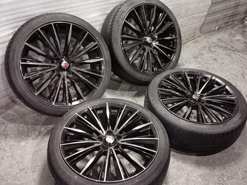 Rays versus STRATAGIA