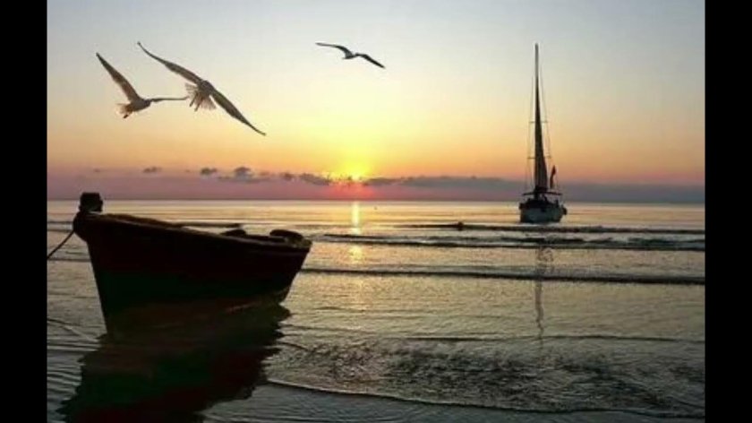 Корабль в море