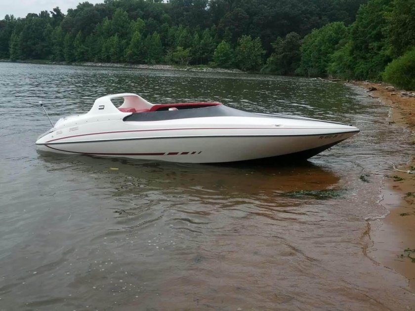 Каютный катер Glastron 191