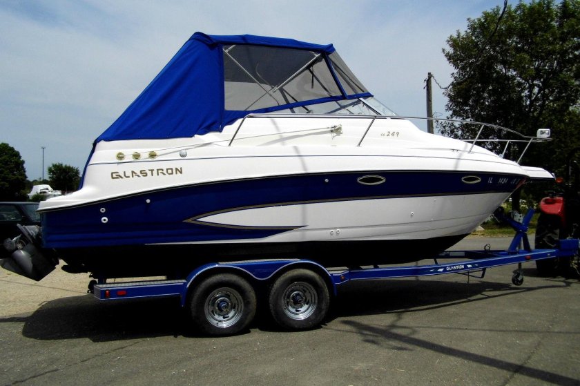 Катер Glastron gs249