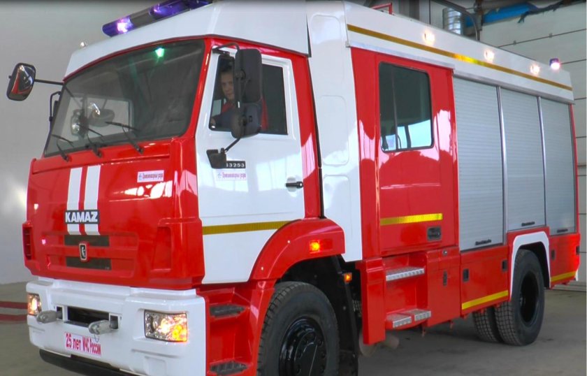 АЦ 3,2-40/4 (КАМАЗ-43253)