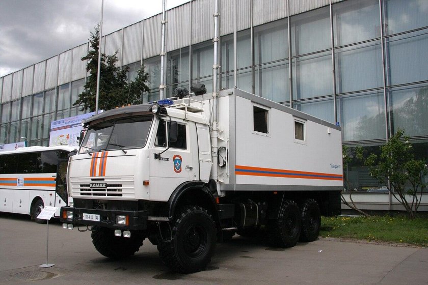 КАМАЗ 43118 МЧС
