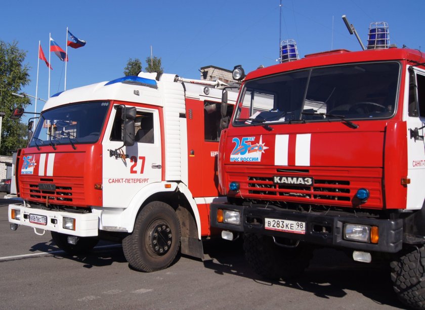 КАМАЗ 43118 МЧС