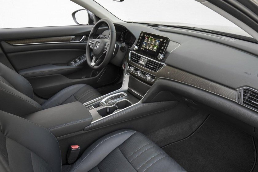 Honda Accord 2018 салон