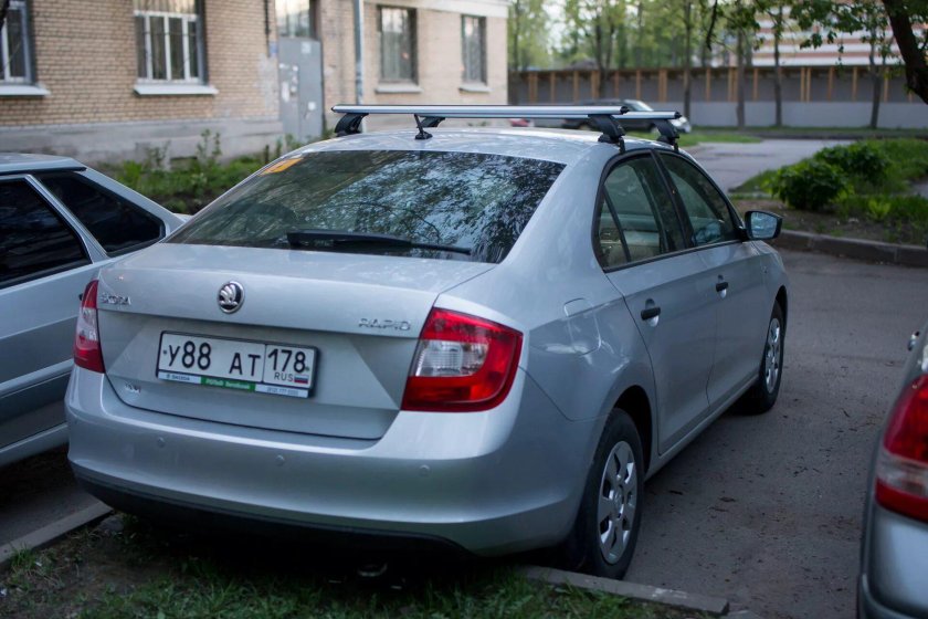 Багажник на крышу Шкода Рапид 2016