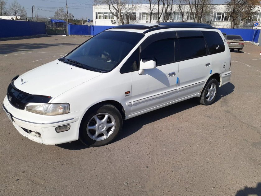 Хонда Одиссей 1999 года