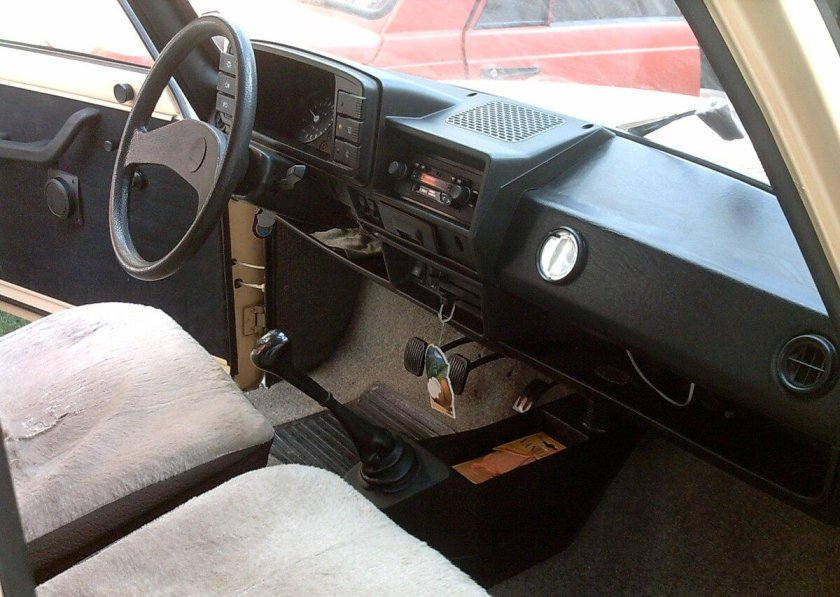 Вартбург 1.3 салон