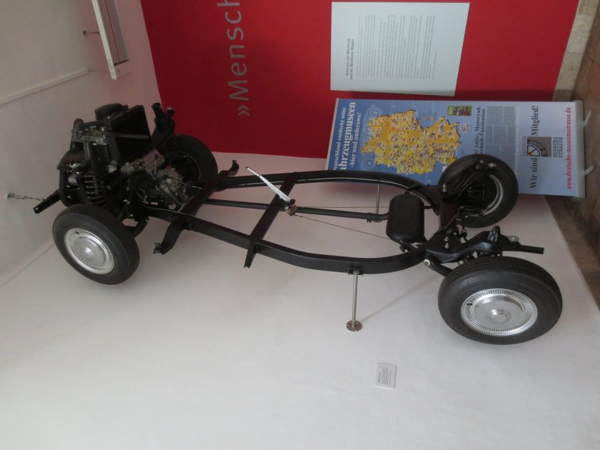 Wartburg 353 рама