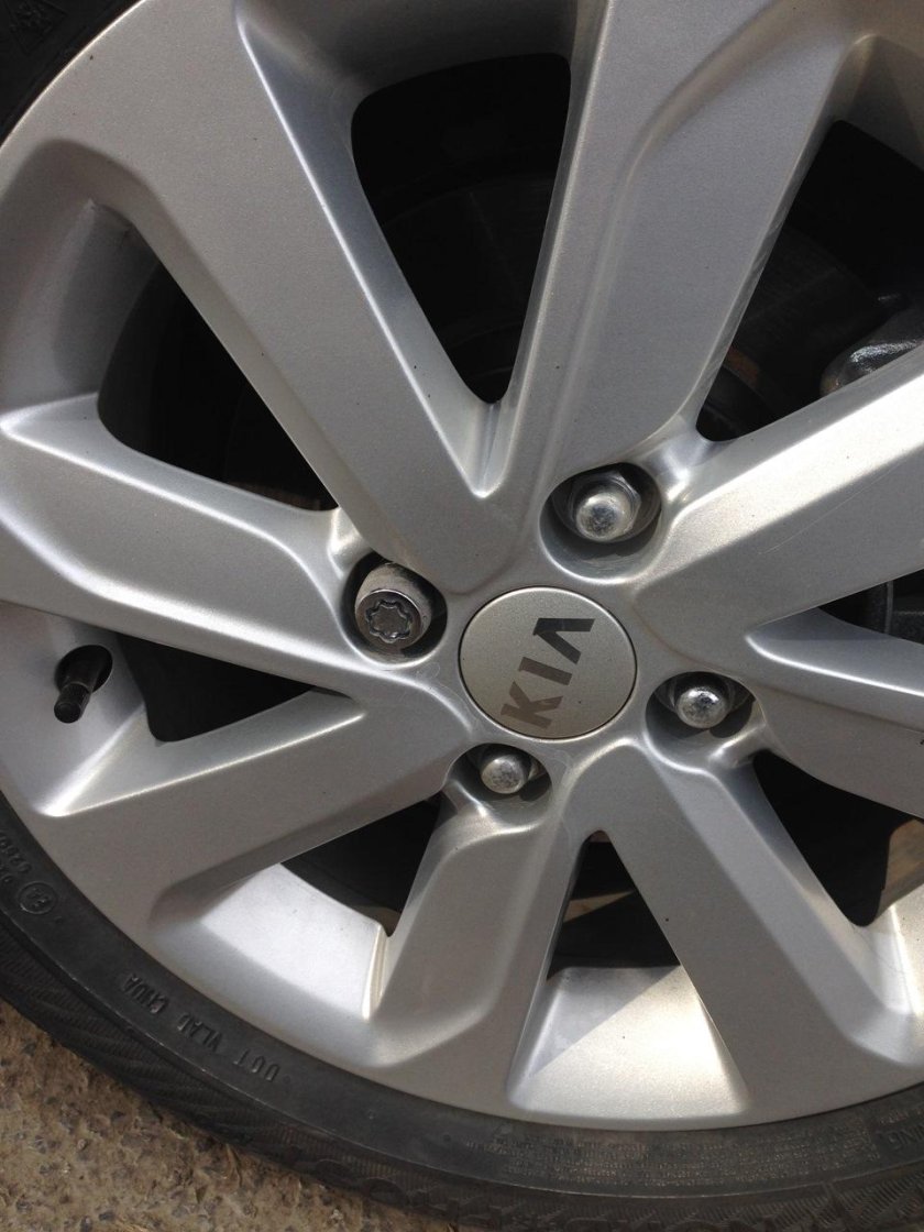 Киа Рио 2 на дисках