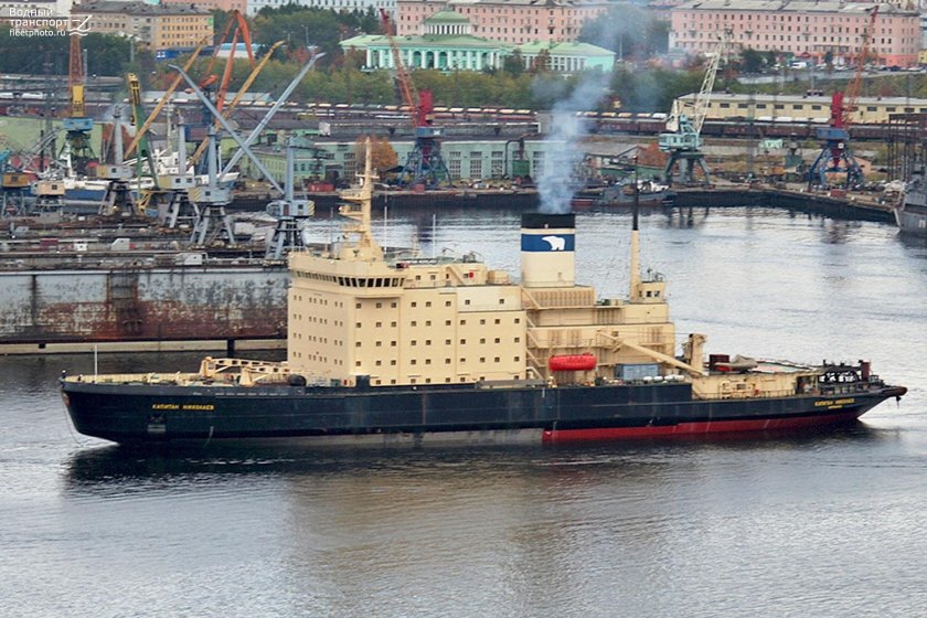 Ледокол Капитан Николаев