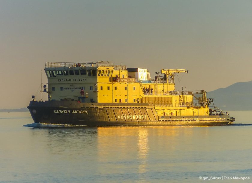 Ледокол Капитан Зарубин