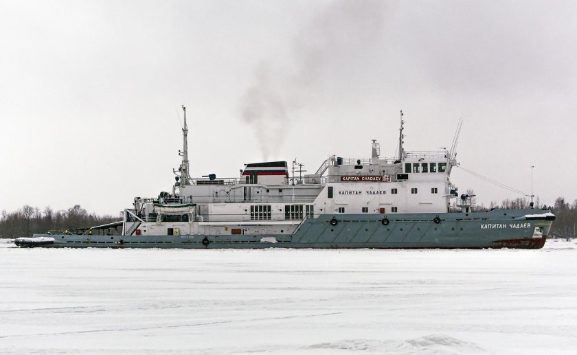 Капитан Чадаев судно