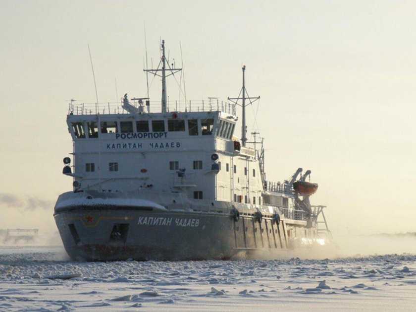 Капитан Чаадаев ледокол