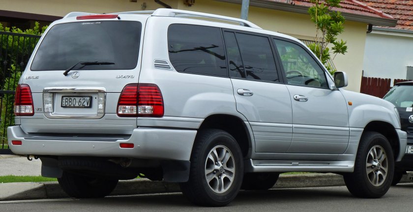Lexus LX II 470