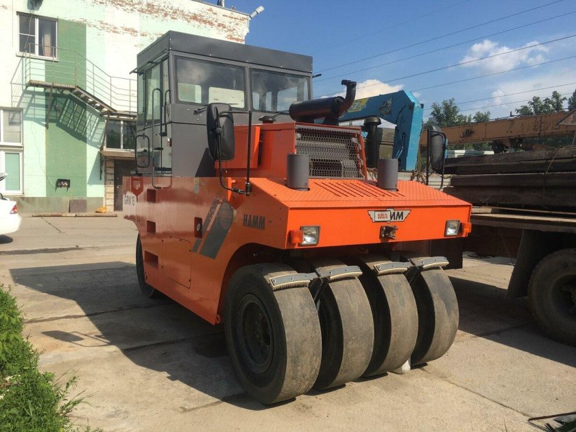 Каток Hamm GRW 15