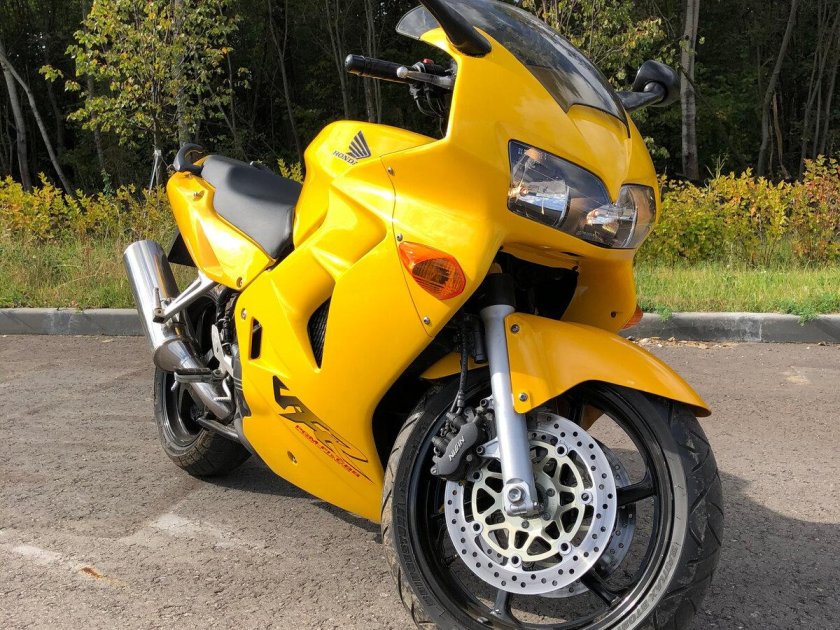 Хонда ВФР 800 1999