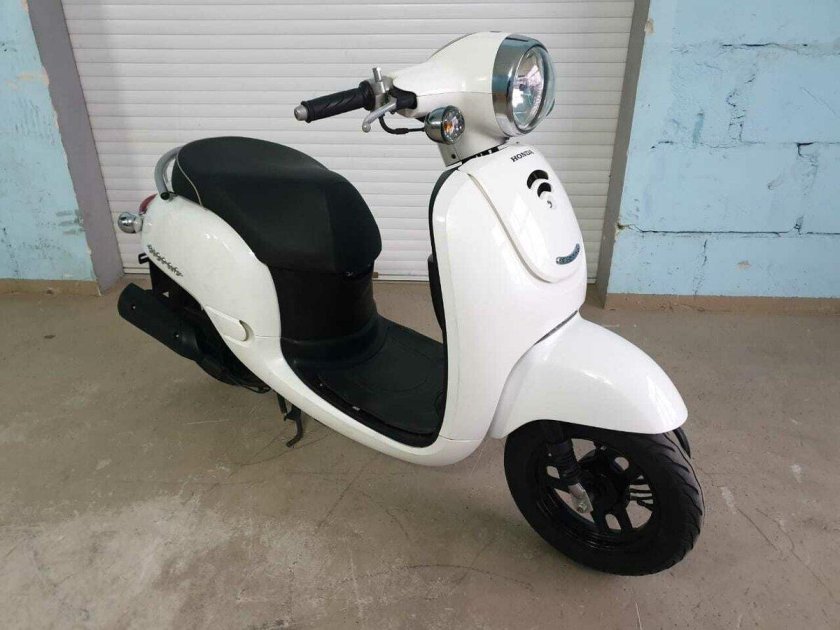 Скутер Honda giorno af70
