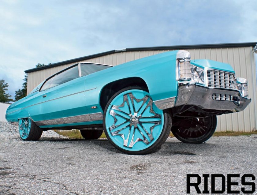 Chevrolet Impala лоурайдер