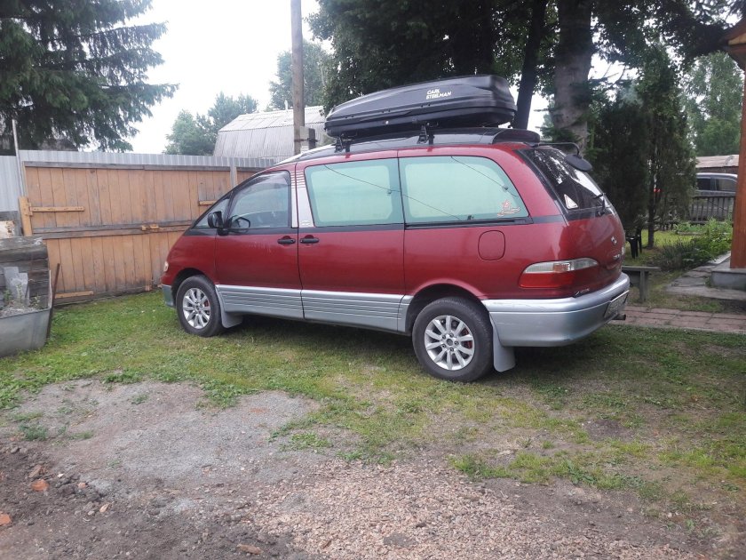 Тойота Эстима Люсида 1999