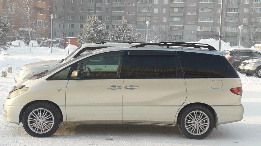 Тойота Эстима 2000