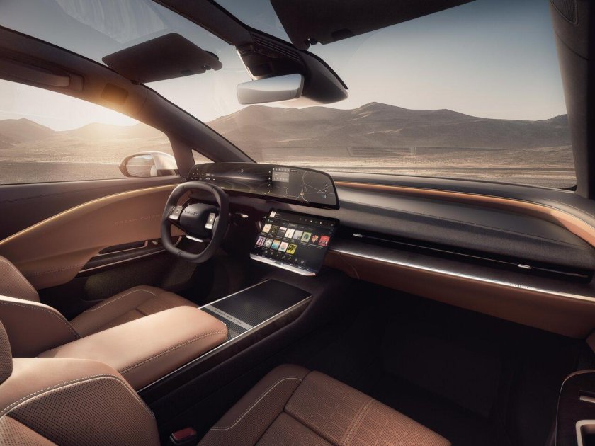 Люсид кроссовер