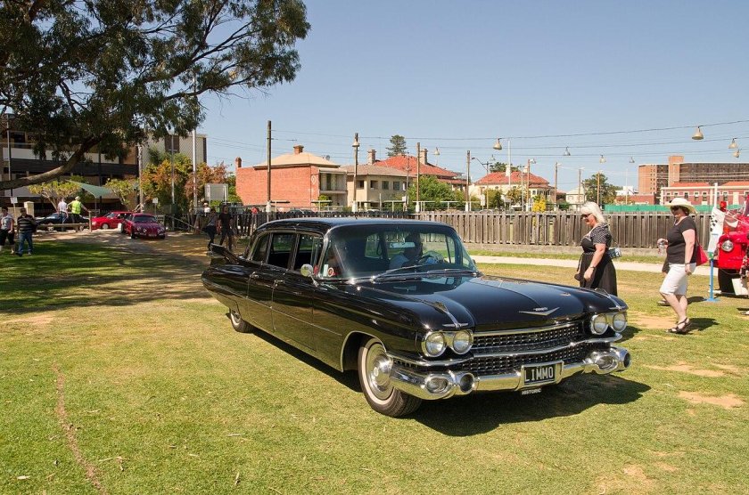 Кадиллак 75 серии