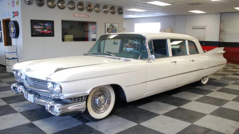 Кадиллак лимузин 1959 г