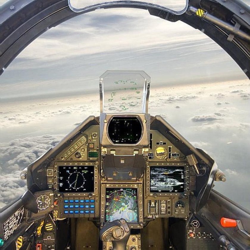 Кабина Mirage 2000c