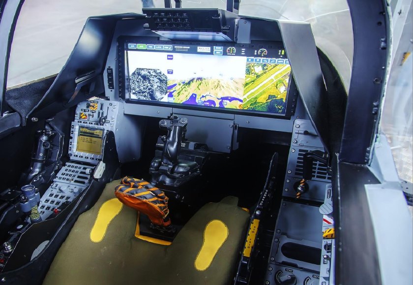 Saab Jas 39 Gripen кабина