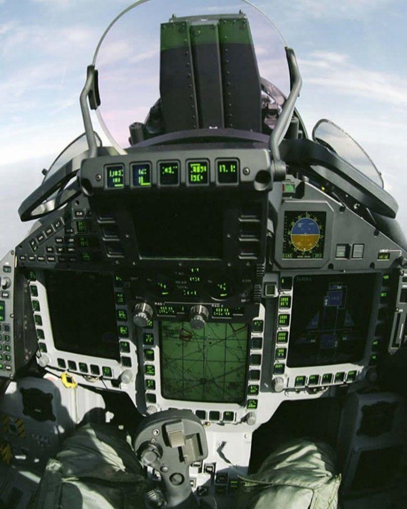Еврофайтер Тайфун кабина