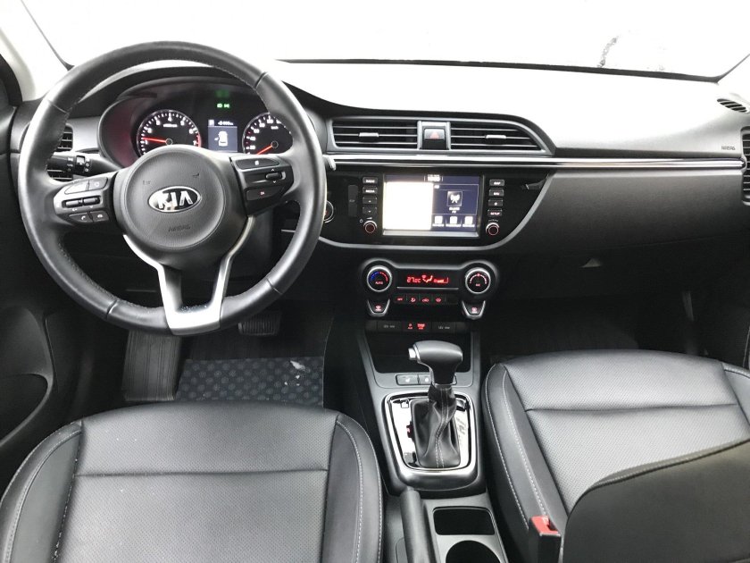 Kia Rio x-line салон