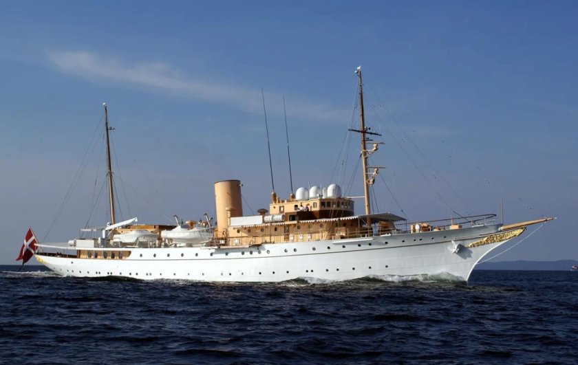 Dannebrog яхта