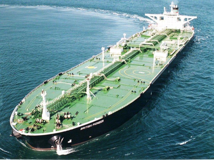 VLCC танкер