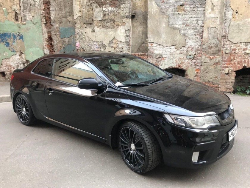 Kia Cerato 2 черная