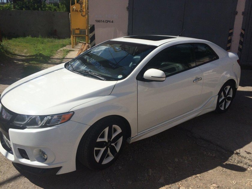 Церато купе 2012 белая