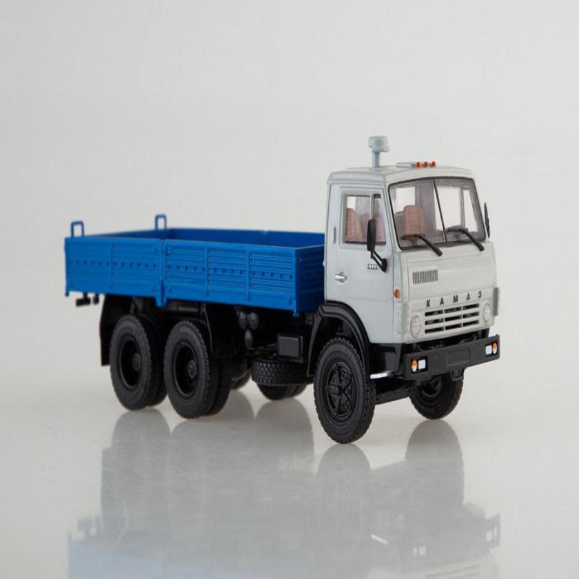 КАМАЗ 5320 бортовой модель