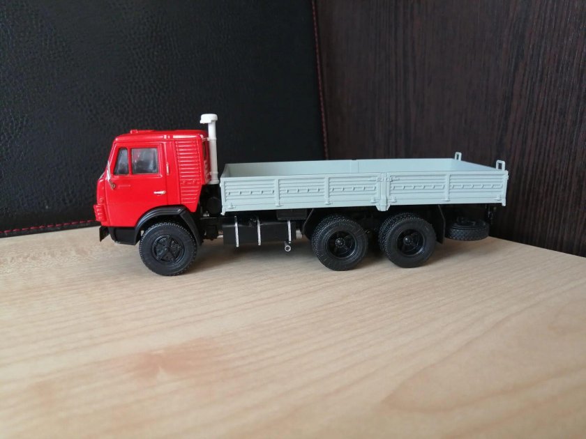 КАМАЗ 5320 1 43