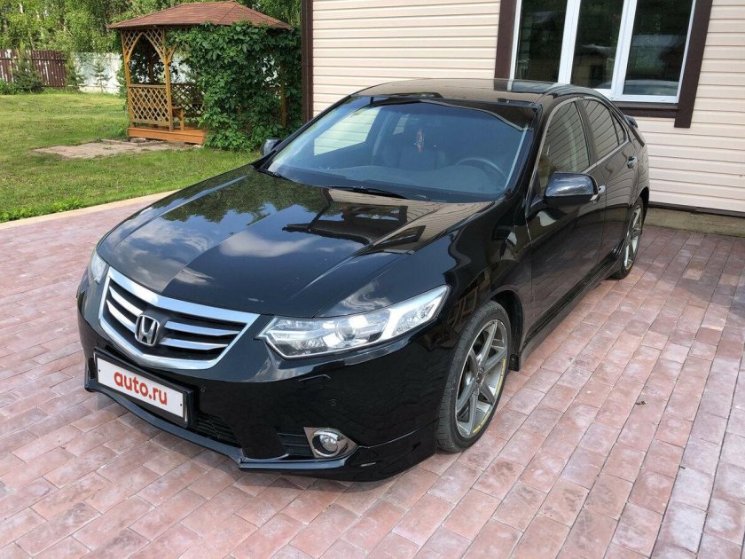Honda Accord 8 2011