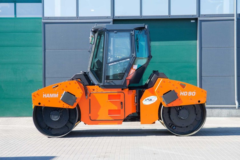 Асфальтовый каток Hamm