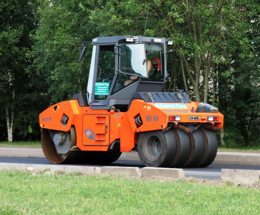 Дорожный каток Hamm—90.
