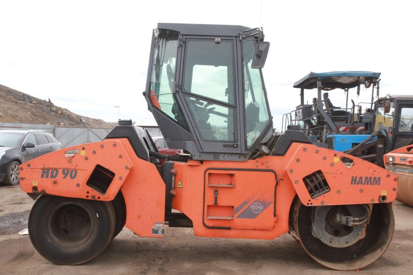 Каток Hamm HD 90