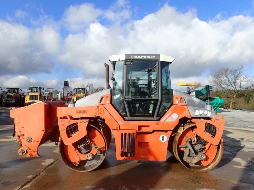 Каток Hamm DV 90