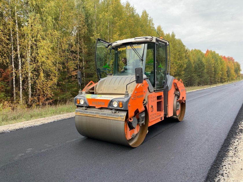 Мини каток Hamm с кабиной
