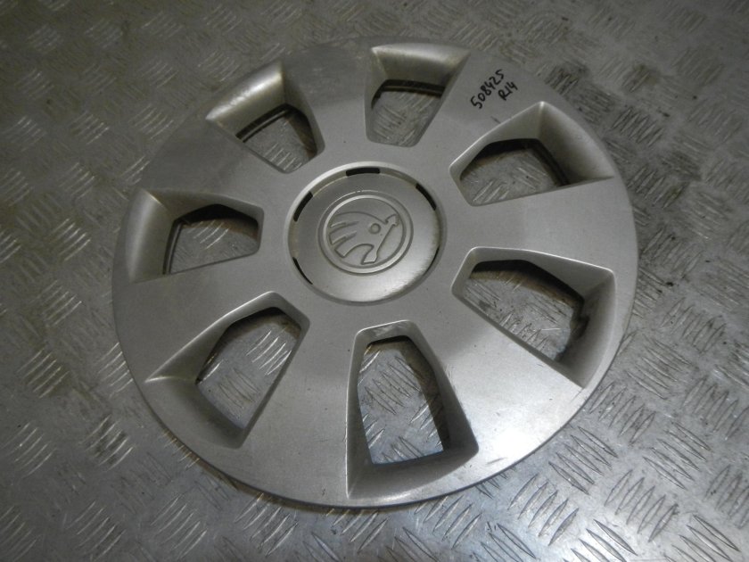 Черные колпаки Шкода Октавия