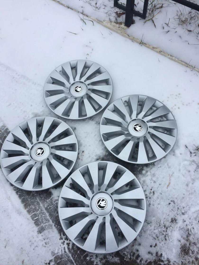 Колпаки Шкода Октавия r16