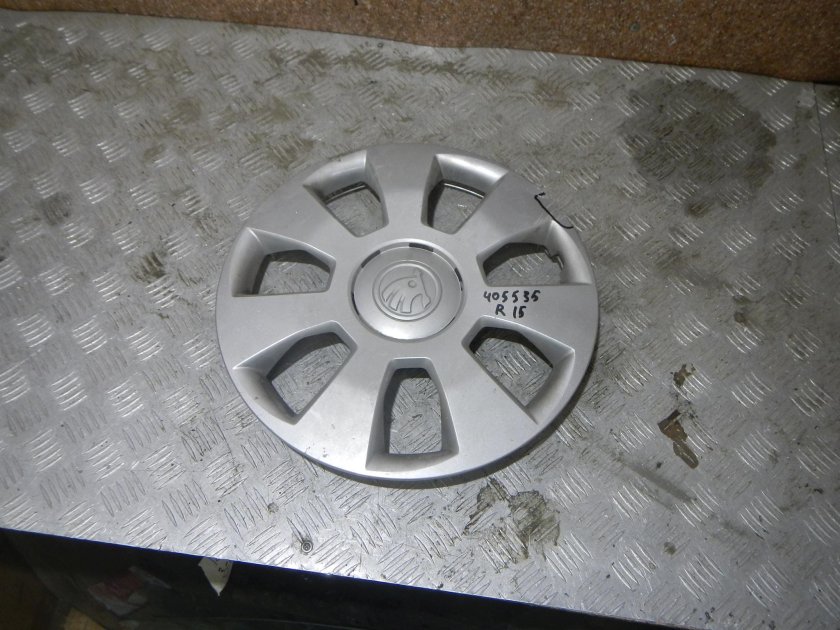 Колпак колеса Шкода Рапид r15 артикул