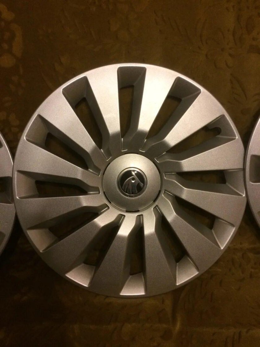 Колпаки Шкода Октавия r16