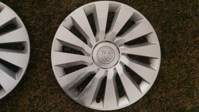 Колпаки Шкода Рапид 15