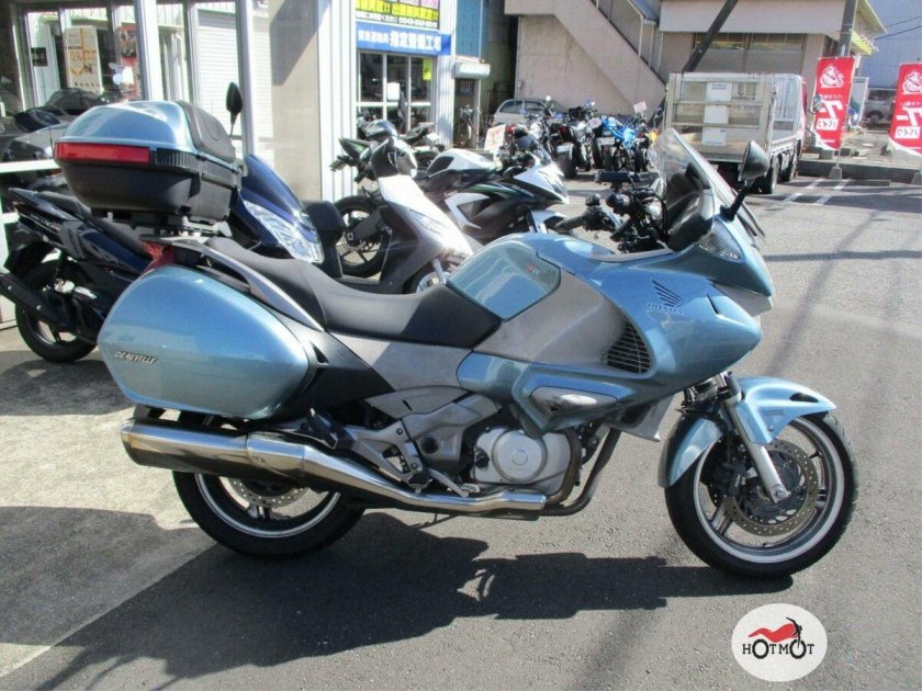 Хонда nt700v Deauville