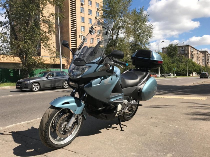 Хонда Девиль 700